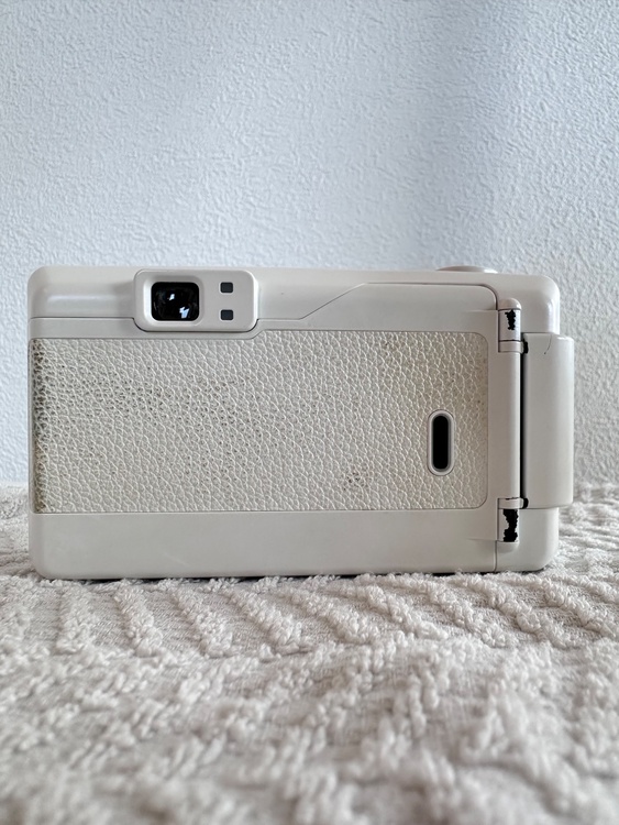 NATURA CLASSICA WHITE（カメラ）の商品画像 - 査定依頼日：2026年3月17日 - 最高査定価格：56,000円