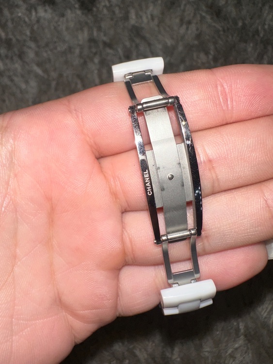 シャネル J12 （高級時計）の商品画像 - 査定依頼日：2025年10月18日 - 最高査定価格：380,000円