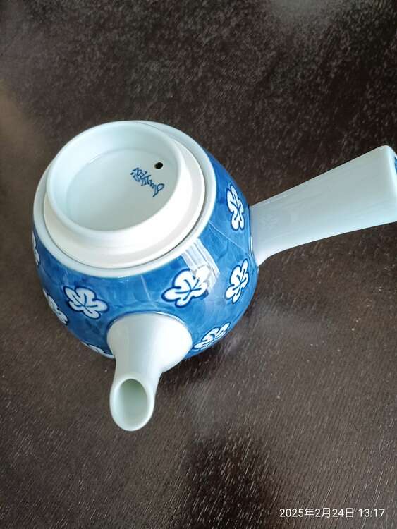 急須と湯呑（食器）の商品画像 - 査定依頼日：2025年2月24日 - 最高査定価格：2,500円