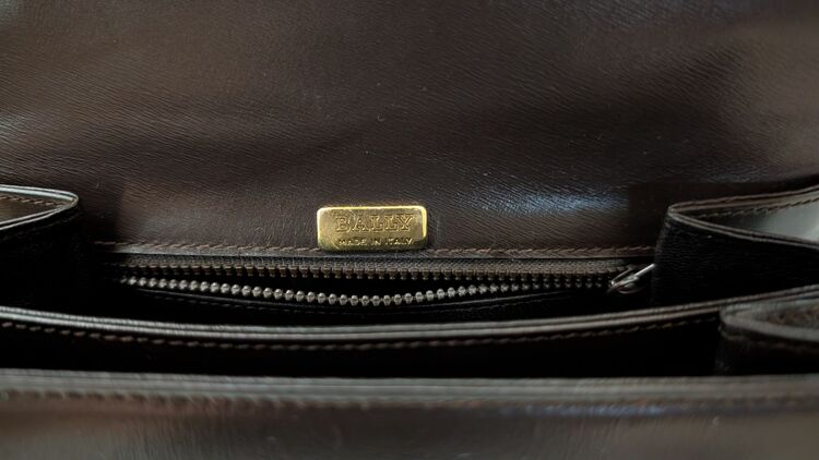 バリーハンドバック　ツーウェイ（ブランドバッグ）の商品画像 - 査定依頼日：2025年6月17日 - 最高査定価格：4,000円