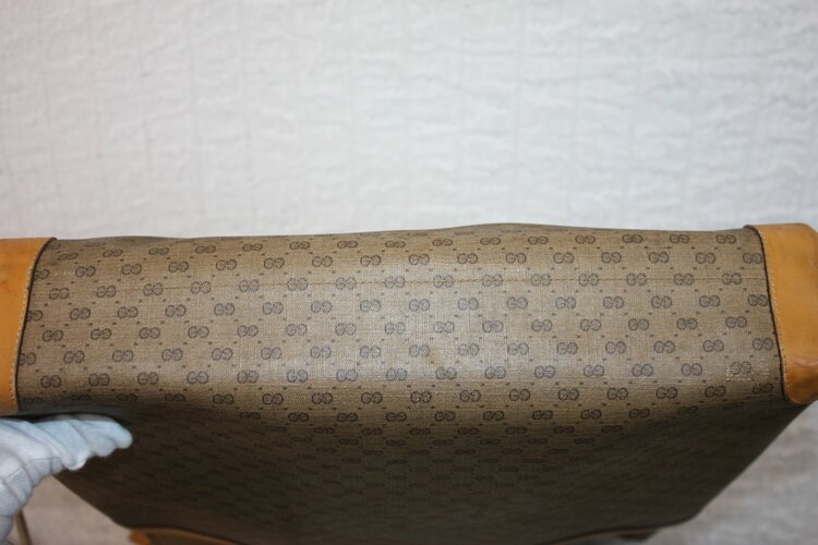 GUCCI マイクロGG トートバッグ PVCレザー シェリーライン 002 983 0163（ブランドバッグ）の商品画像 - 査定依頼日：2026年10月8日 - 最高査定価格：6,000円