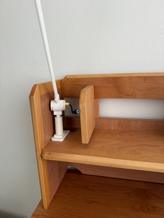 勉強机（家具・寝具）の商品画像 - 査定依頼日：2025年11月3日 - 最高査定価格：3,000円