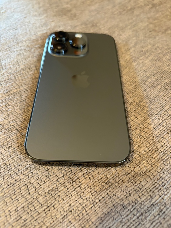 iPhone iPhone 14 Pro 256GB SIMフリー（スマホ）の商品画像 - 査定依頼日：2026年9月21日 - 最高査定価格：71,000円