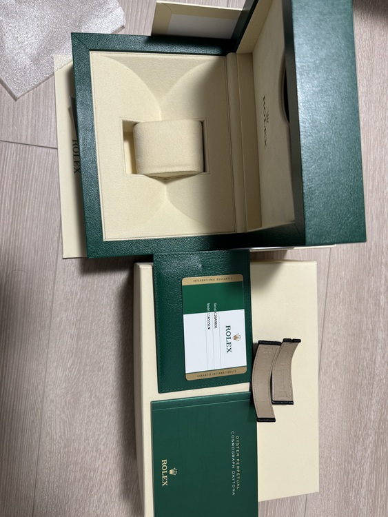 ロレックス デイトナ 116515ln かわべる（高級時計）の商品画像 - 査定依頼日：2025年1月8日 - 最高査定価格：5,080,000円