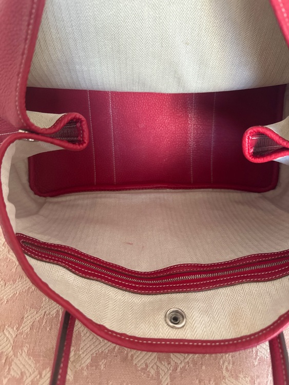 ネゴンダ（ブランドバッグ）の商品画像 - 査定依頼日：2025年10月6日 - 最高査定価格：270,000円