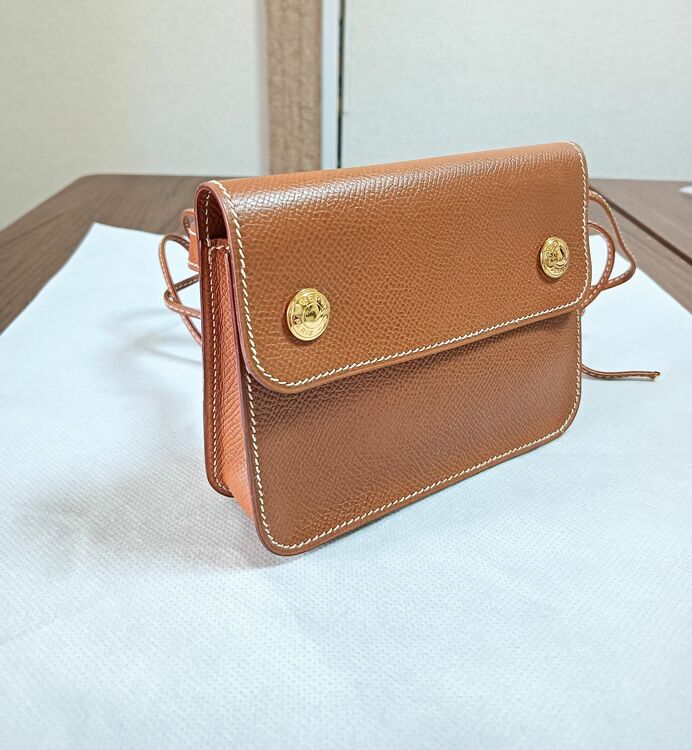 ポシェットグリーン　ウエストバッグ（ブランドバッグ）の商品画像 - 査定依頼日：2025年11月10日 - 最高査定価格：70,000円