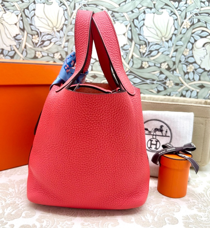 ピコタンロックpm（ブランドバッグ）の商品画像 - 査定依頼日：2026年2月21日 - 最高査定価格：400,000円