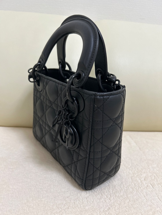 ディオール  （ブランドバッグ）の商品画像 - 査定依頼日：2026年3月19日 - 最高査定価格：300,000円