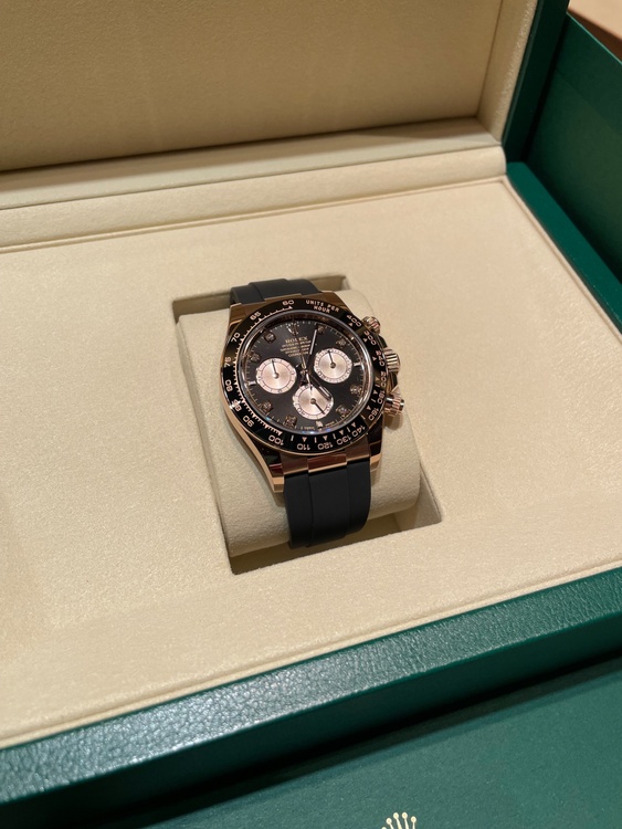 126515LNG（高級時計）の商品画像 - 査定依頼日：2026年2月3日 - 最高査定価格：8,250,000円