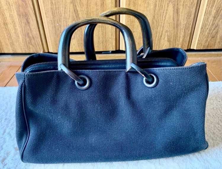 GUCCI トートバッグ（ブランドバッグ）の商品画像 - 査定依頼日：2026年2月8日 - 最高査定価格：20,000円