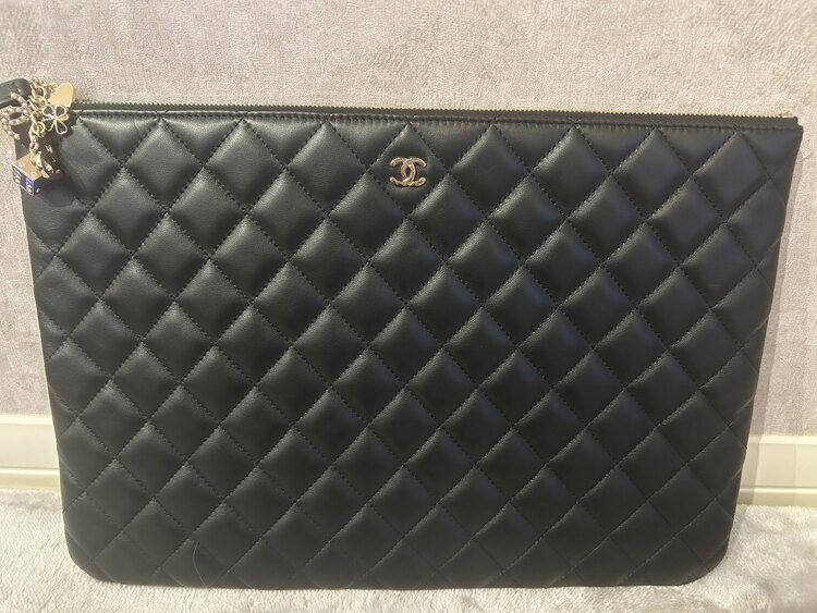 クラッチバック（ブランドバッグ）の商品画像 - 査定依頼日：2025年3月10日 - 最高査定価格：85,000円