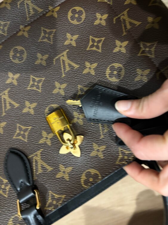 ルイヴィトン モノグラム （ブランドバッグ）の商品画像 - 査定依頼日：2025年3月3日 - 最高査定価格：170,000円