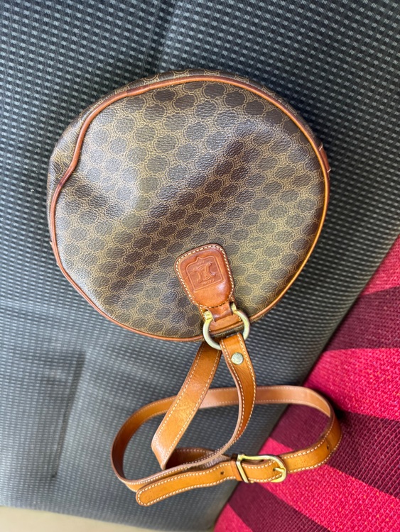 バック（ブランドバッグ）の商品画像 - 査定依頼日：2025年12月2日 - 最高査定価格：20,000円