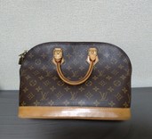 アルマ（ブランドバッグ）の商品画像 - 査定依頼日：2022年2月9日 - 最高査定価格：35,000円