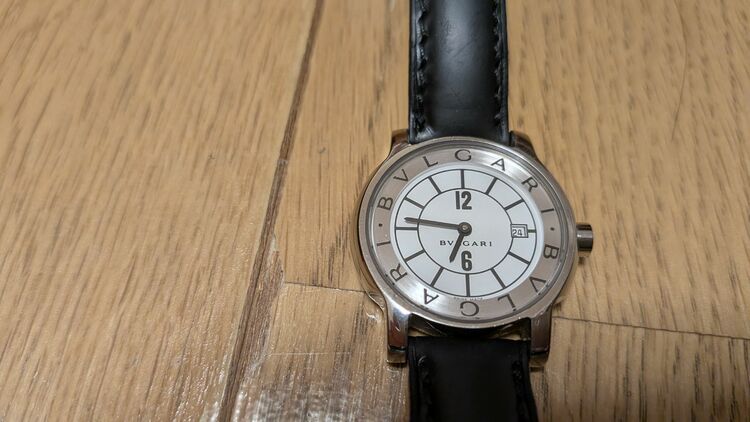 時計 黒ベルト、文字盤白 ブルガリ（高級時計）の商品画像 - 査定依頼日：2025年10月18日 - 最高査定価格：65,000円