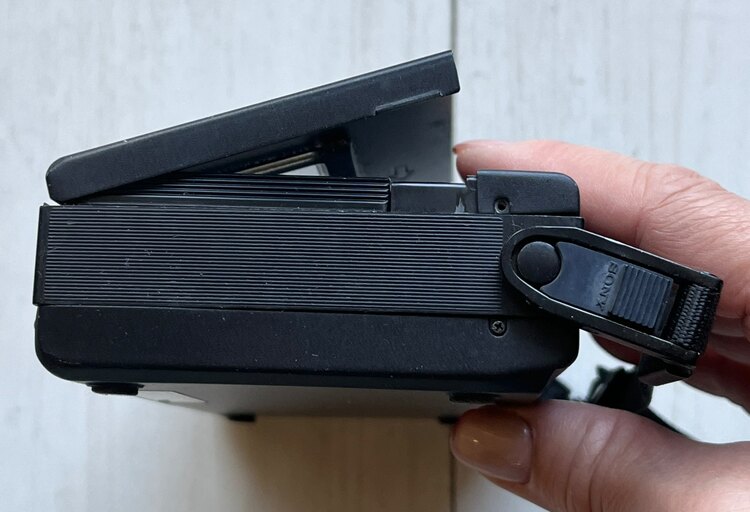 SONYウォークマンプロフェッショナルWM-D6（オーディオ・スピーカー）の商品画像 - 査定依頼日：2025年4月9日 - 最高査定価格：33,000円