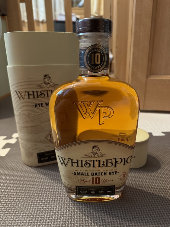 ホイッスルピッグ10年 スモールバッチ ライ ウイスキー700ml 箱付き（お酒）の商品画像 - 査定依頼日：2025年3月29日 - 最高査定価格：2,500円