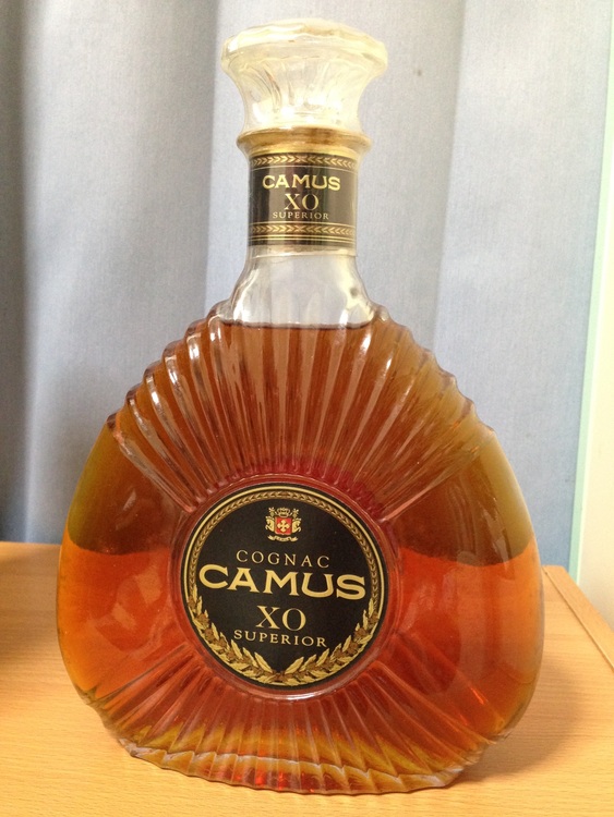 ブランデー カミュ （お酒）の商品画像 - 査定依頼日：2025年9月18日 - 最高査定価格：7,000円