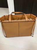 ロエベ　クッショントート（ブランドバッグ）の商品画像 - 査定依頼日：2026年3月4日 - 最高査定価格：52,000円