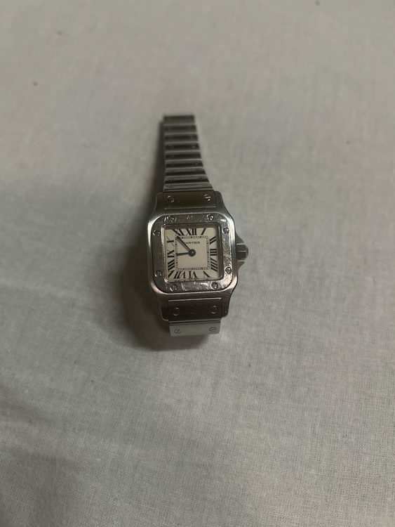 1565 393160CE（高級時計）の商品画像 - 査定依頼日：2026年5月24日 - 最高査定価格：800,000円