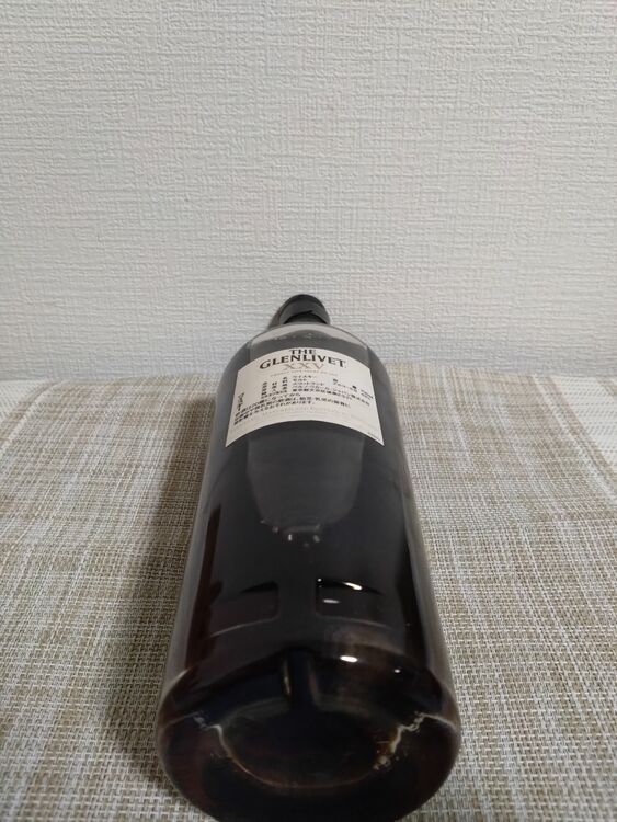 グレンリベット25年（お酒）の商品画像 - 査定依頼日：2025年6月9日 - 最高査定価格：40,000円