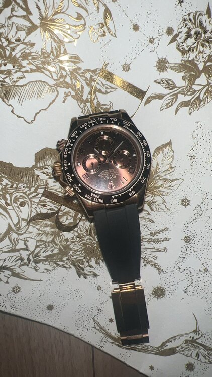 ロレックス デイトナ （高級時計）の商品画像 - 査定依頼日：2025年5月5日 - 最高査定価格：4,500,000円