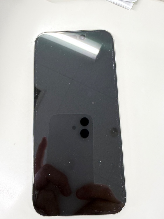 iPhone 15 Pro 128GB Softbank（スマホ）の商品画像 - 査定依頼日：2026年4月18日 - 最高査定価格：74,000円