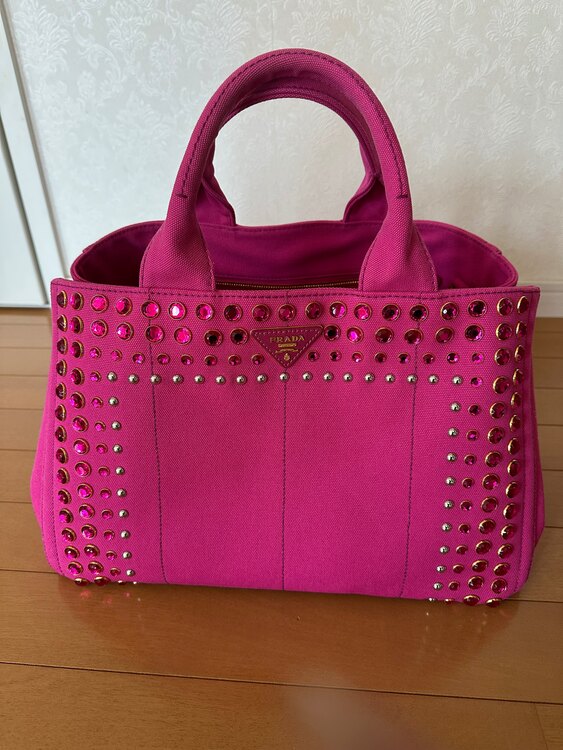 プラダ  （ブランドバッグ）の商品画像 - 査定依頼日：2025年4月30日 - 最高査定価格：65,000円