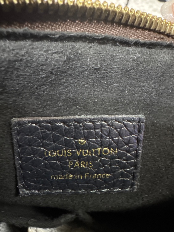 レティーロ（ブランドバッグ）の商品画像 - 査定依頼日：2025年12月9日 - 最高査定価格：140,000円