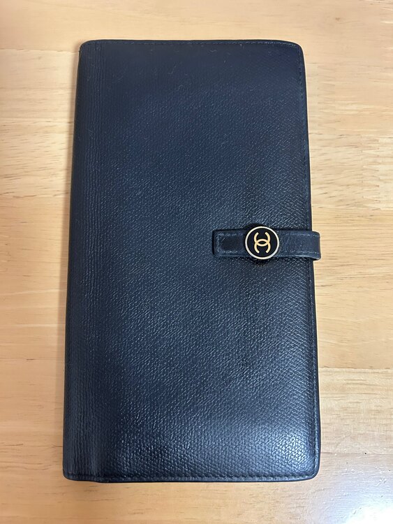 長財布（ブランド財布・小物）の商品画像 - 査定依頼日：2025年2月16日 - 最高査定価格：15,000円