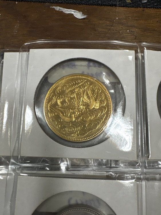 在位60年記念10万円金貨（金・貴金属）の商品画像 - 査定依頼日：2025年10月27日 - 最高査定価格：419,000円