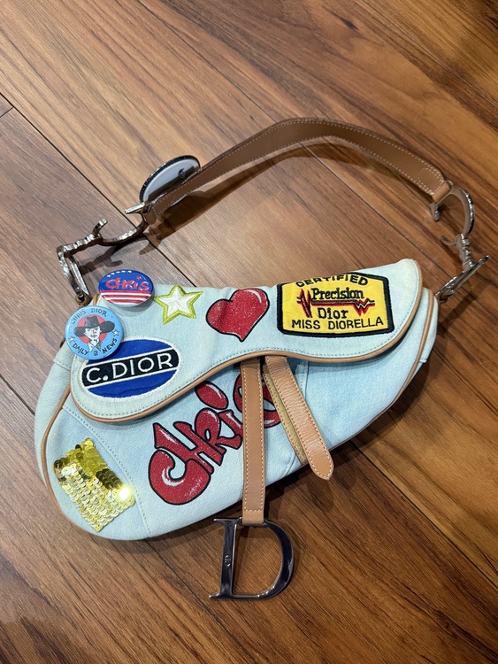 サドルバッグ（ブランドバッグ）の商品画像 - 査定依頼日：2026年1月4日 - 最高査定価格：300,000円