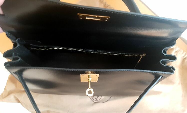 エルメス ケリー （ブランドバッグ）の商品画像 - 査定依頼日：2025年7月15日 - 最高査定価格：1,800,000円