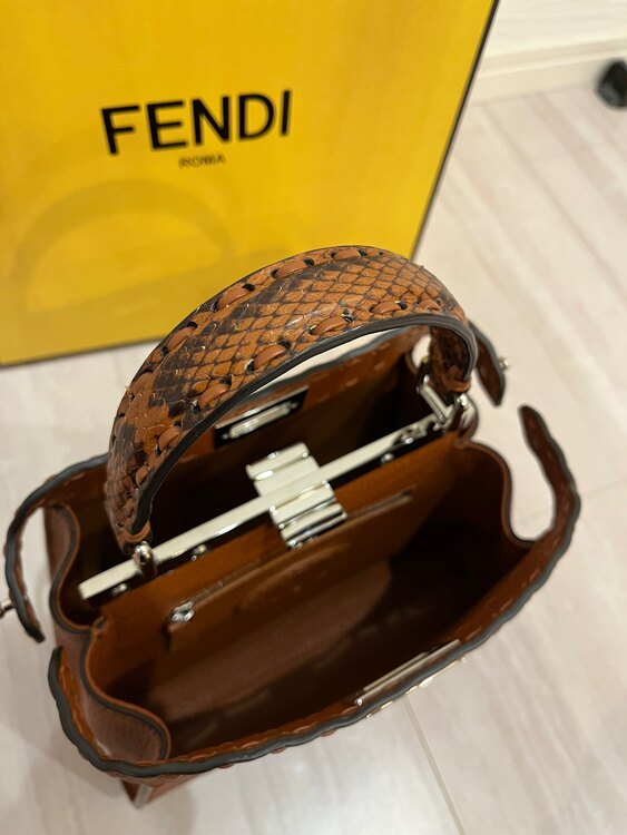 ピーカブーセレリアスモール（ブランドバッグ）の商品画像 - 査定依頼日：2025年1月28日 - 最高査定価格：130,000円