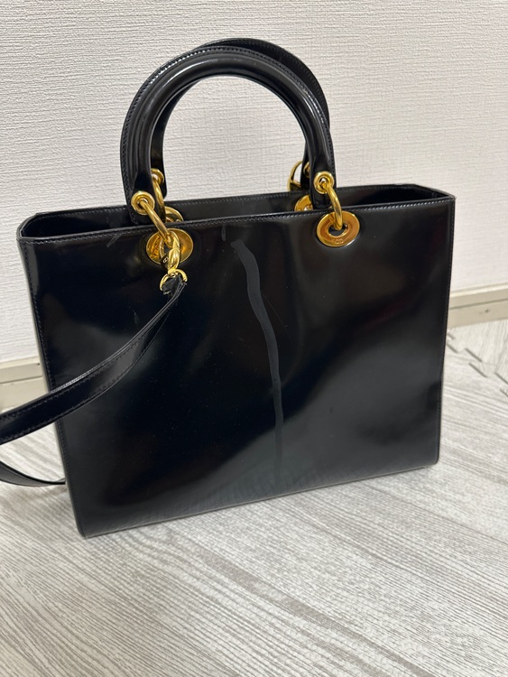 レディディオール　パテントレザー（ブランドバッグ）の商品画像 - 査定依頼日：2025年11月29日 - 最高査定価格：50,000円