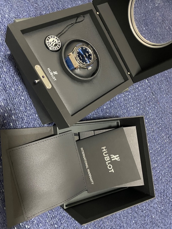 ウブロ クラシックフュージョン 542.NX.7170.L（高級時計）の商品画像 - 査定依頼日：2025年7月3日 - 最高査定価格：650,000円