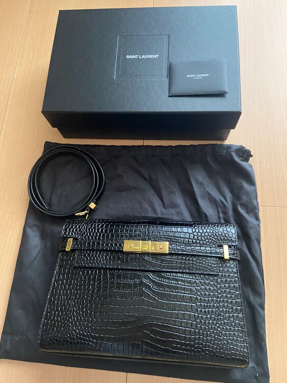 イブサンローラン  （ブランドバッグ）の商品画像 - 査定依頼日：2025年4月3日 - 最高査定価格：180,000円