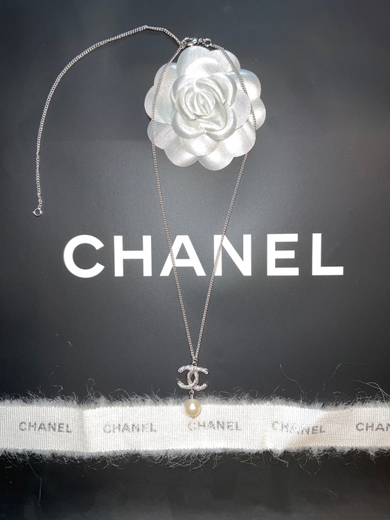 ネックレス（ブランド財布・小物）の商品画像 - 査定依頼日：2025年11月24日 - 最高査定価格：55,000円