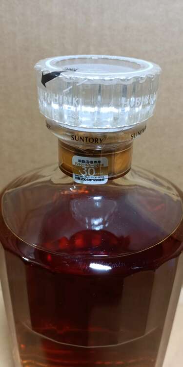 響１７年　旧ボトル（お酒）の商品画像 - 査定依頼日：2025年3月26日 - 最高査定価格：20,000円