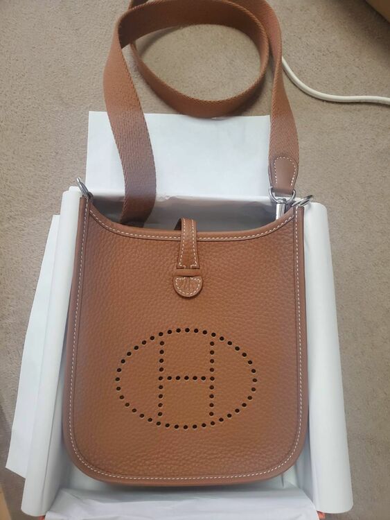 tpm（ブランドバッグ）の商品画像 - 査定依頼日：2025年6月2日 - 最高査定価格：370,000円