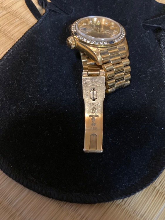 ロレックス デイトジャスト 69088G（高級時計）の商品画像 - 査定依頼日：2025年6月16日 - 最高査定価格：1,600,000円