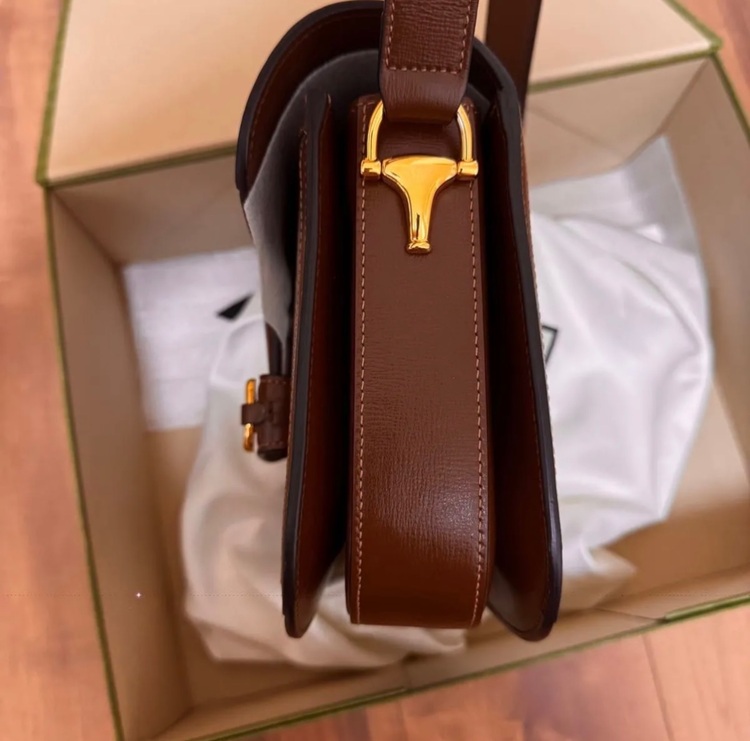 グッチ  （ブランドバッグ）の商品画像 - 査定依頼日：2025年8月23日 - 最高査定価格：100,000円