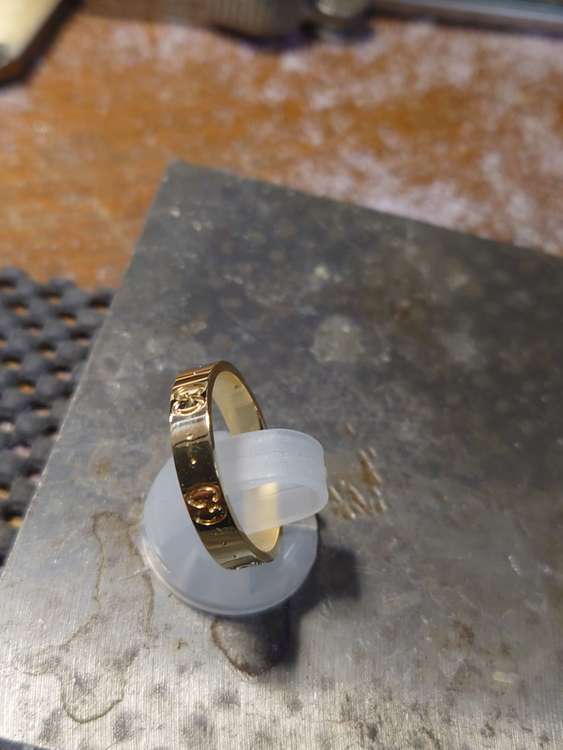 18K Gucciアイコン イエローゴールドリング（金・貴金属）の商品画像 - 査定依頼日：2022年9月4日 - 最高査定価格：25,000円