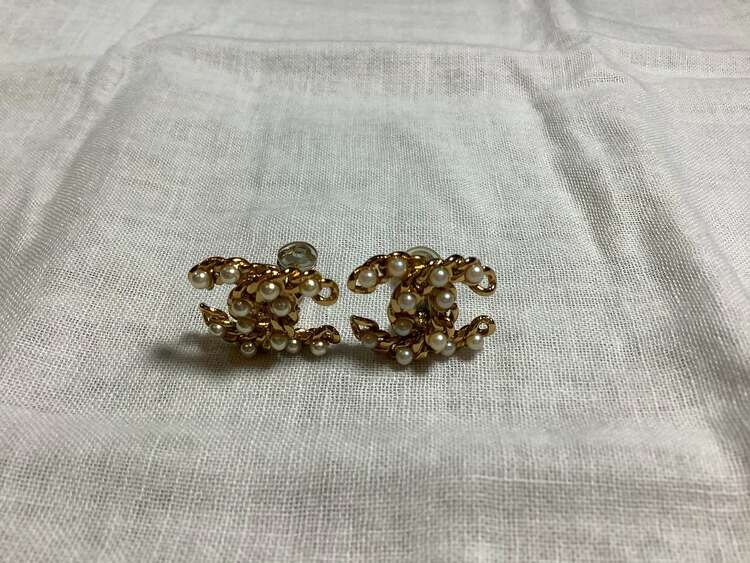 シャネルイヤリング（金・貴金属）の商品画像 - 査定依頼日：2024年10月17日 - 最高査定価格：40,000円