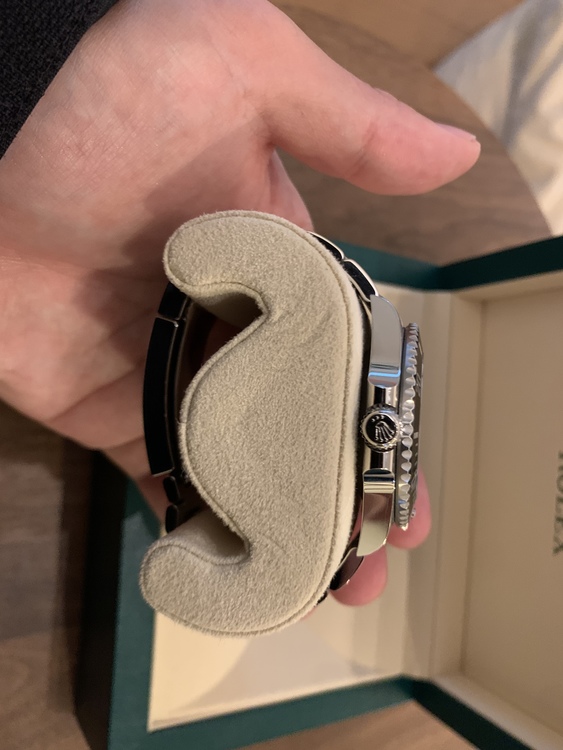 サブマリーナ　ノンデイト　（高級時計）の商品画像 - 査定依頼日：2021年11月21日 - 最高査定価格：1,440,000円