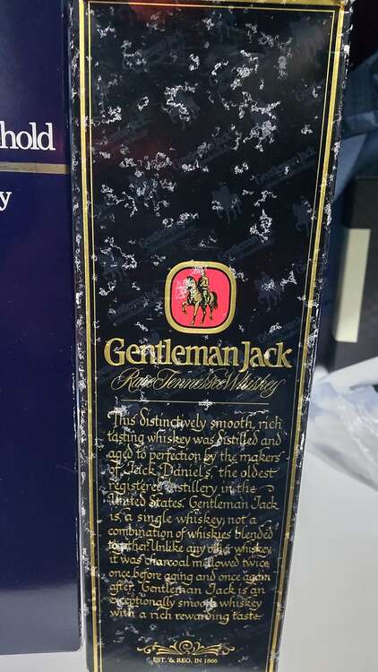 ジェントルマンジャック（お酒）の商品画像 - 査定依頼日：2025年1月14日 - 最高査定価格：7,000円