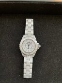 シャネルj12.12Pダイヤセラミック（高級時計）の商品画像 - 査定依頼日：2025年3月6日 - 最高査定価格：350,000円