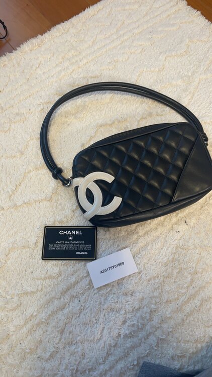 シャネル カンボンライン （ブランドバッグ）の商品画像 - 査定依頼日：2025年4月17日 - 最高査定価格：260,000円