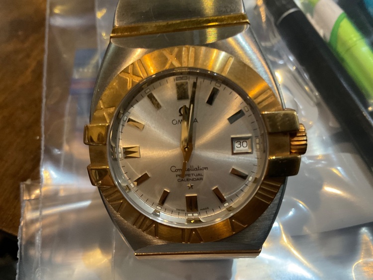 オメガ コンステーション （高級時計）の商品画像 - 査定依頼日：2025年10月6日 - 最高査定価格：350,000円