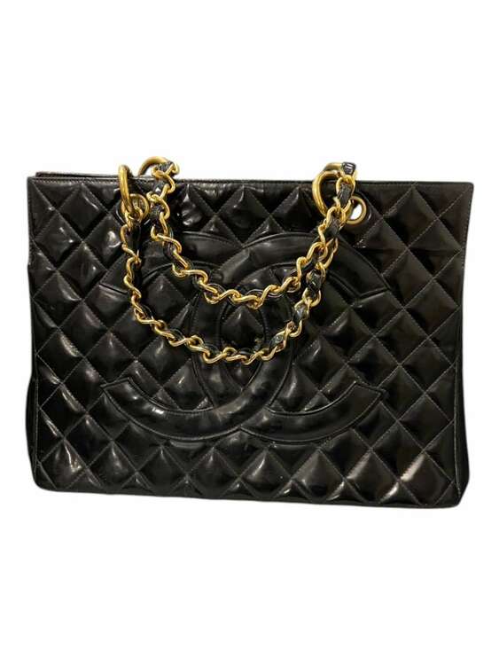 マトラッセ チェーンショルダー （ブランドバッグ）の商品画像 - 査定依頼日：2024年12月21日 - 最高査定価格：60,000円